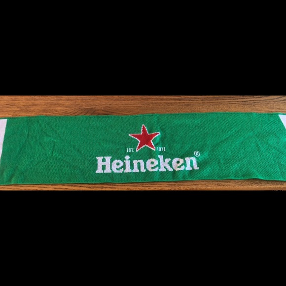 Brand new Heineken knit scarf! - Picture 2 of 5